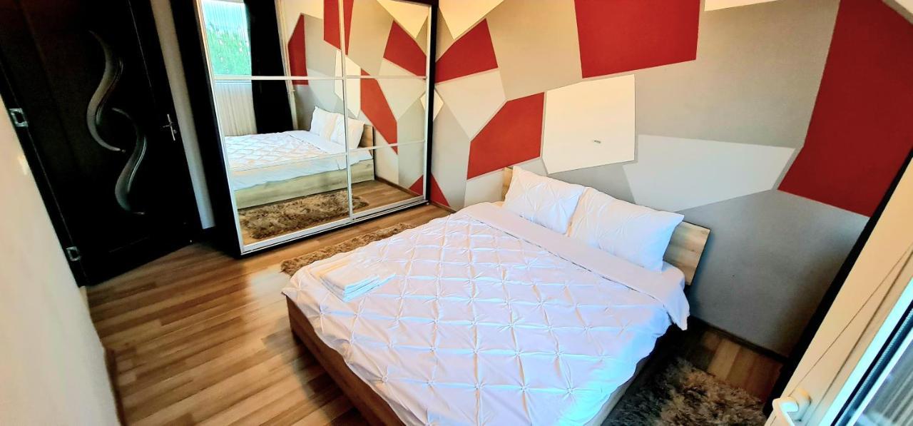 Ultracentral Apartments Bacău Eksteriør billede